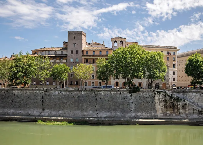 Daplace - Le Degli Altoviti 4*